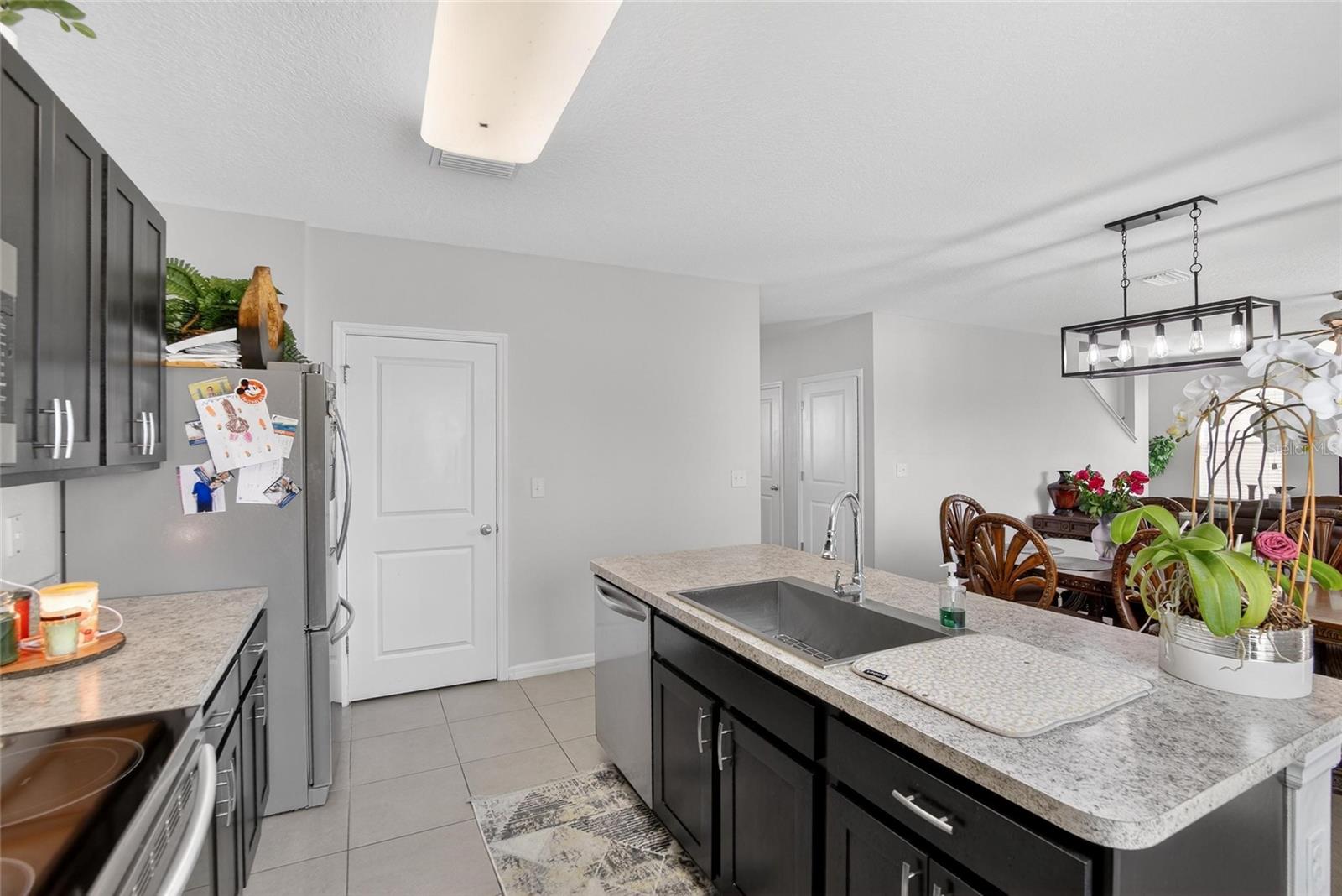 35716 HILLBROOK AVE, ZEPHYRHILLS, FL — photo 15