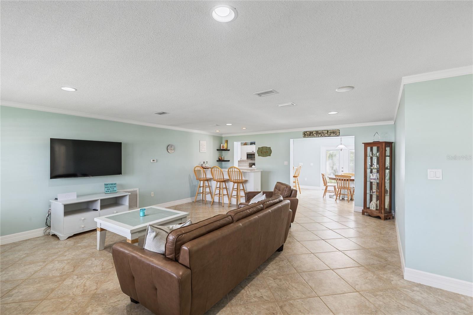 2287 CAROLYN DR, DUNEDIN, FL — photo 5