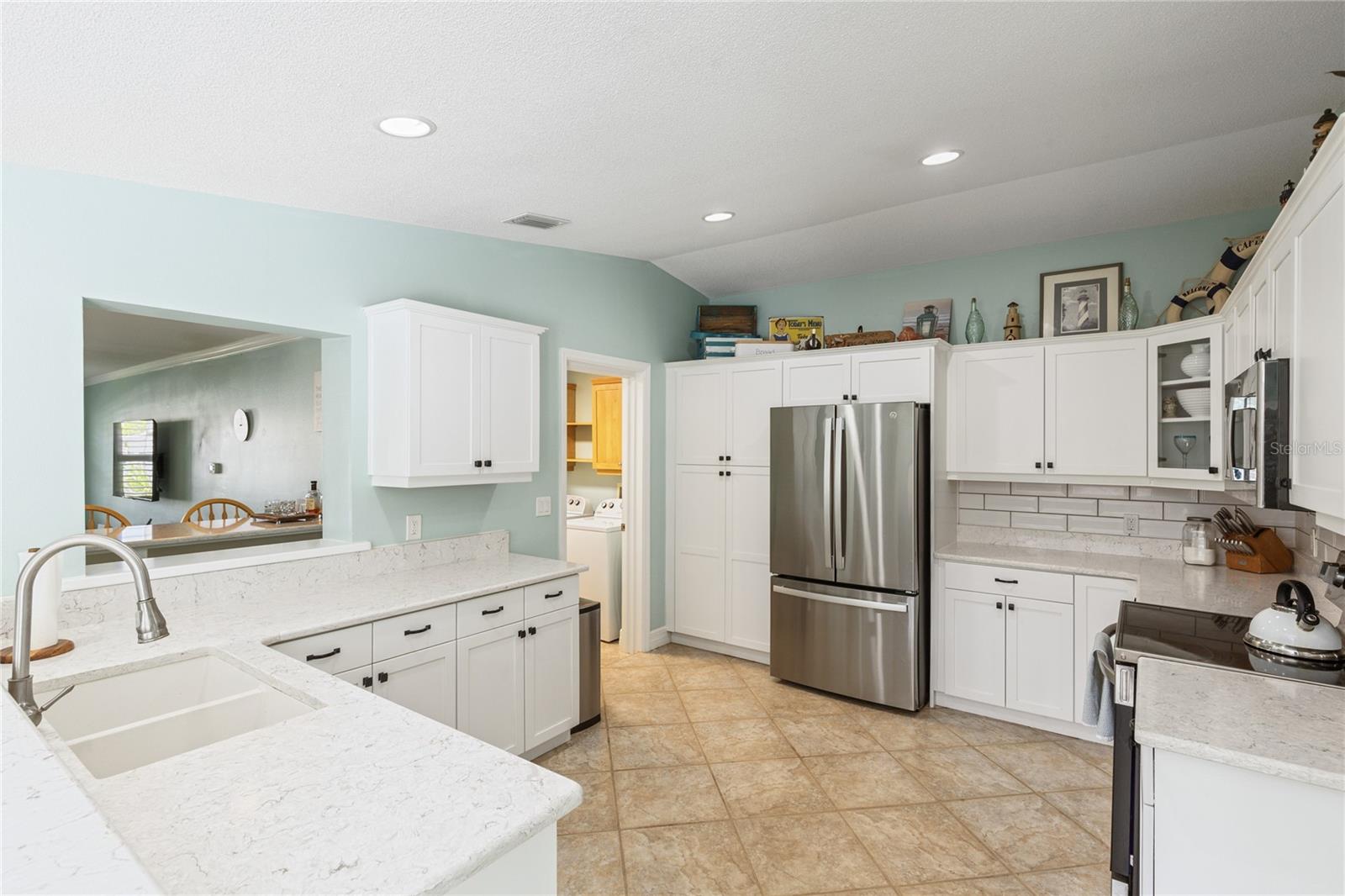 2287 CAROLYN DR, DUNEDIN, FL — photo 8