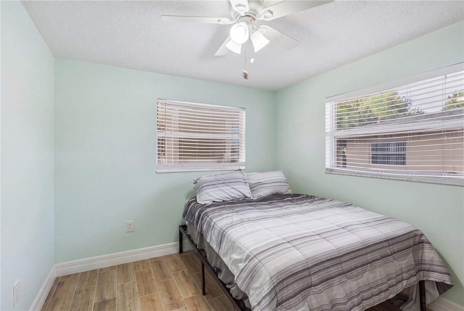 2287 CAROLYN DR, DUNEDIN, FL — photo 25