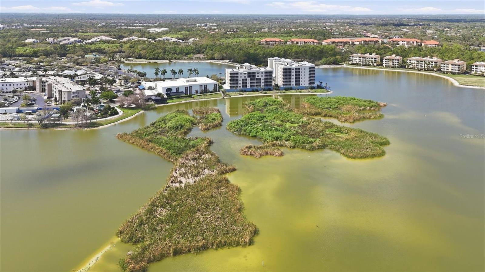 10510 BOARDWALK LOOP #602, LAKEWOOD RANCH, FL — photo 2