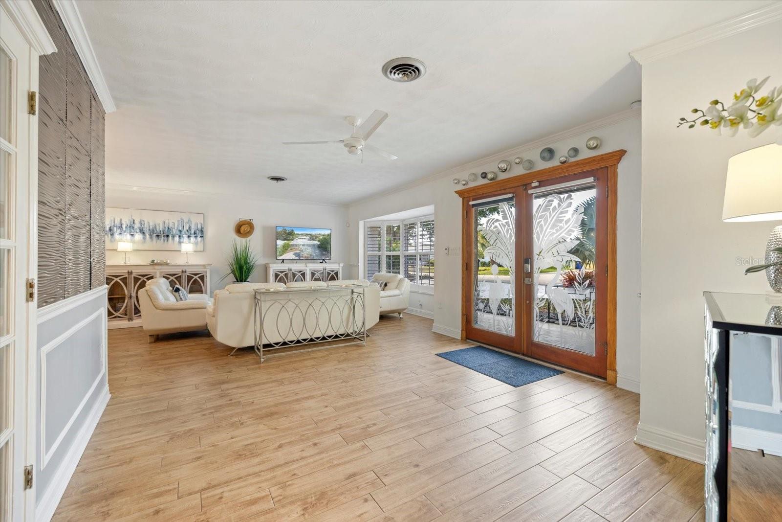 117 AURORA ST E, VENICE, FL — photo 5
