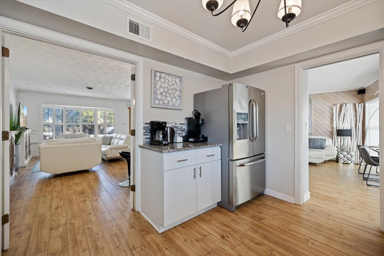 117 AURORA ST E, VENICE, FL — photo 8