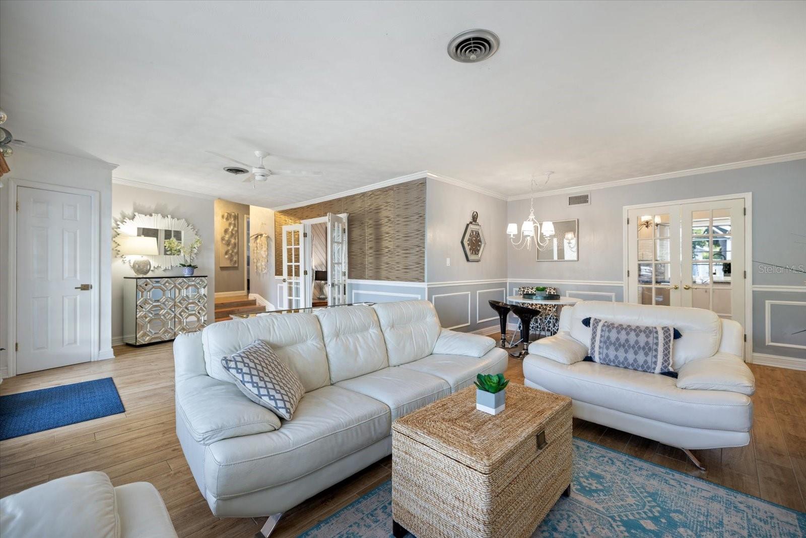 117 AURORA ST E, VENICE, FL — photo 9