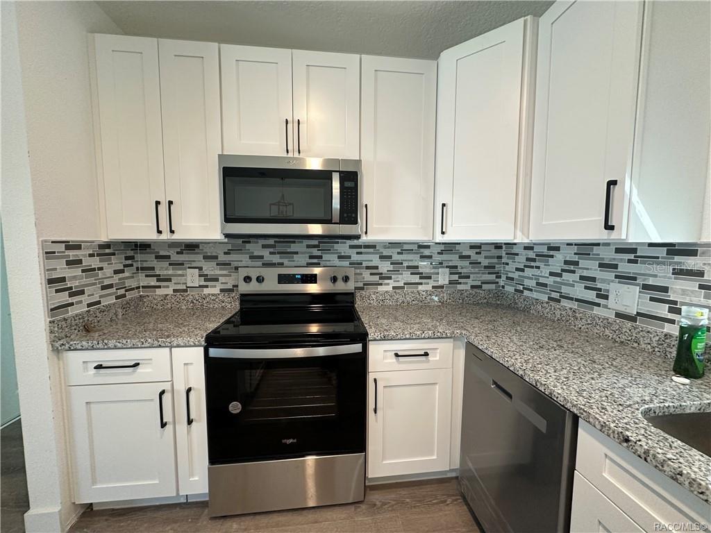 5737 N CLAREMONT DR, CITRUS SPRINGS, FL — photo 9