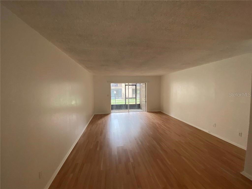 7508 PRESLEY PL #100, TAMPA, FL — photo 2