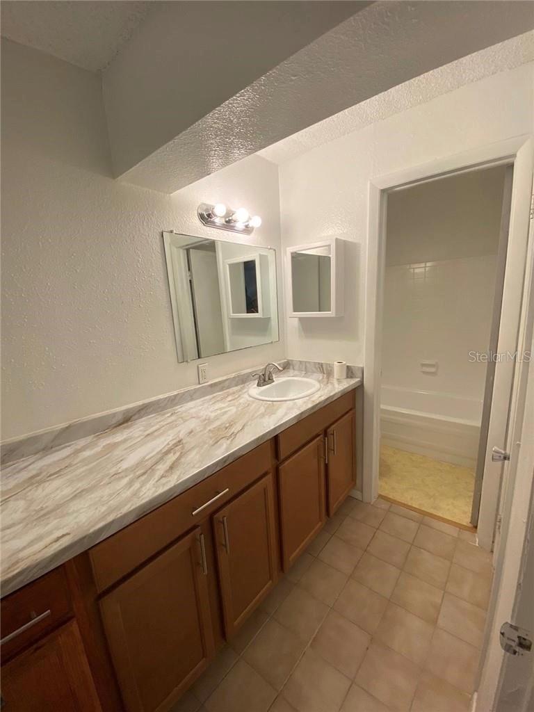 7508 PRESLEY PL #100, TAMPA, FL — photo 6