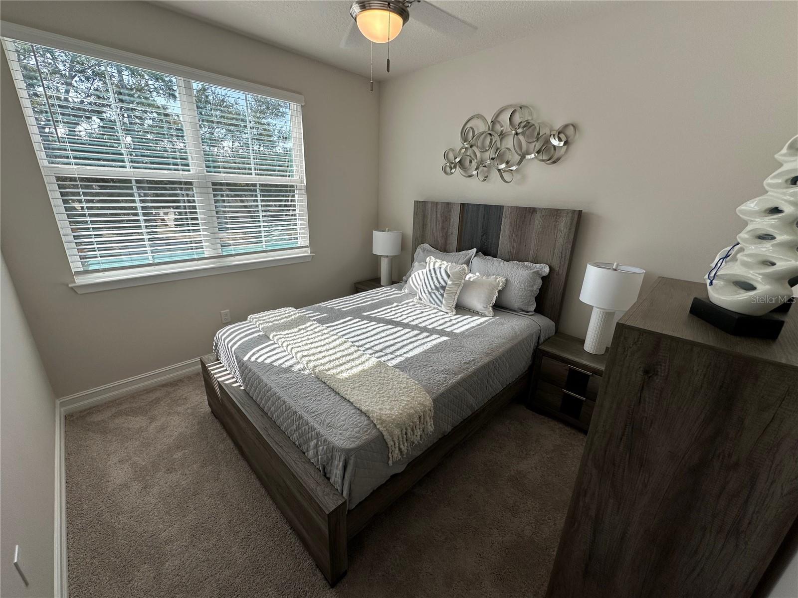 1129 E CAROLINE ST, TAVARES, FL — photo 17