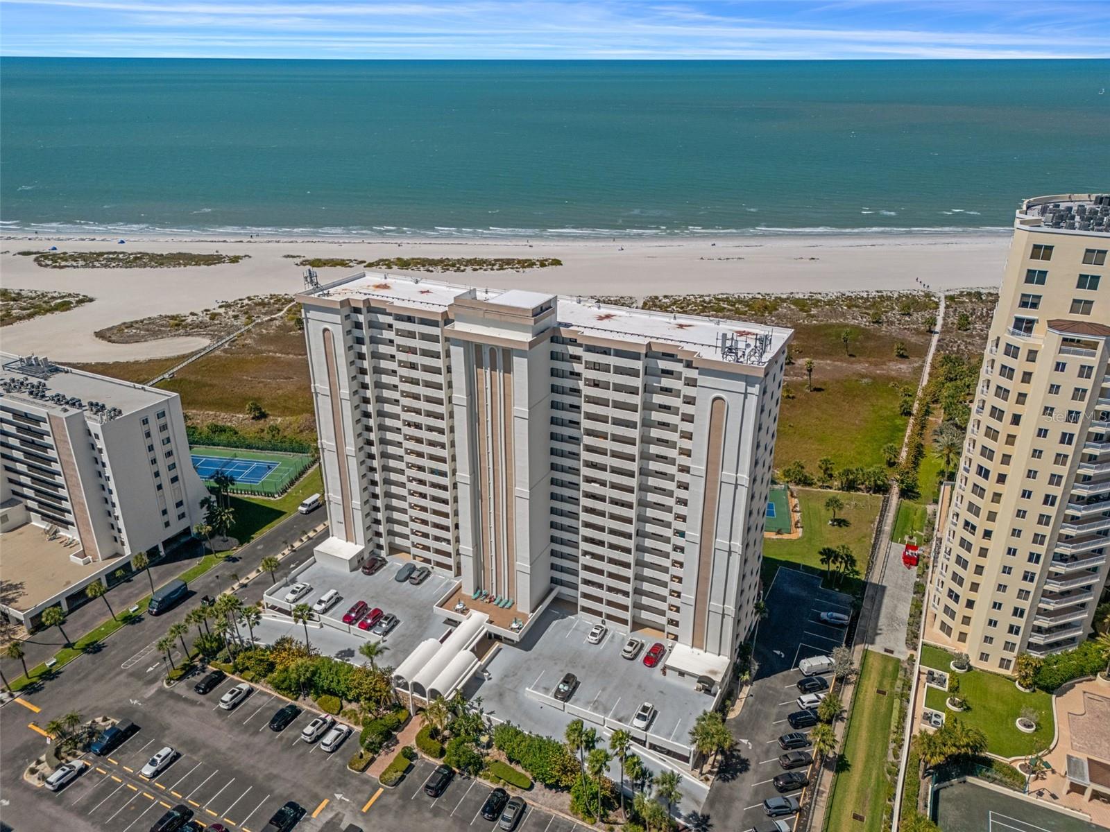 1230 GULF BLVD #303, CLEARWATER BEACH, FL