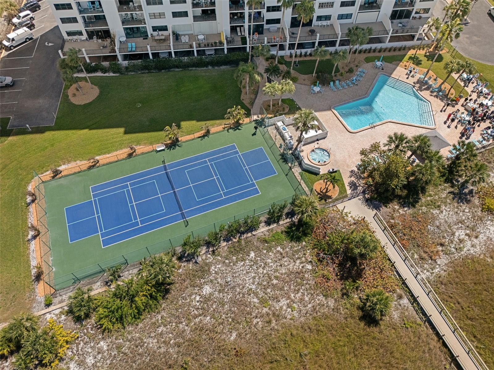 1230 GULF BLVD #303, CLEARWATER BEACH, FL — photo 3