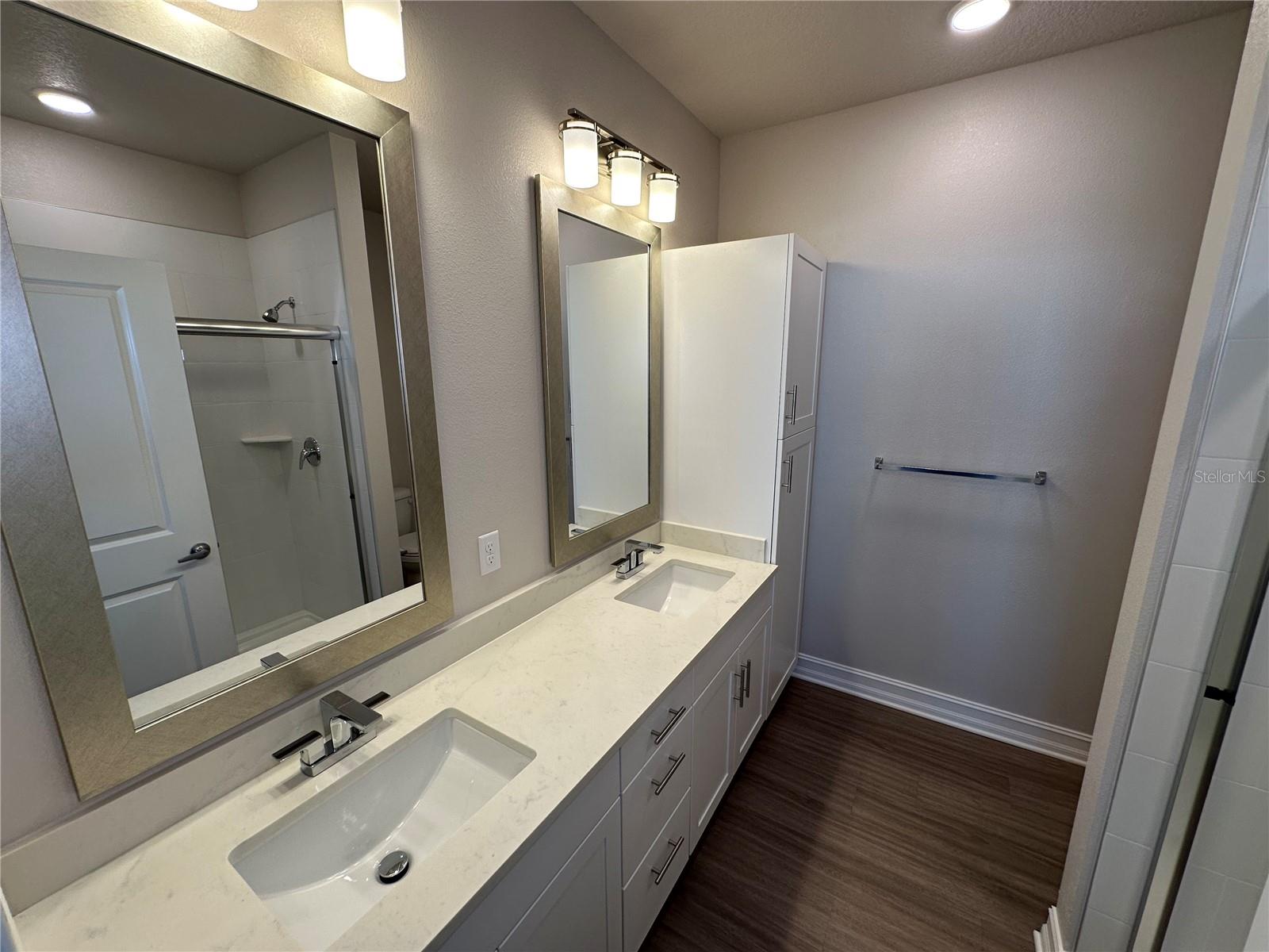 1147 E CAROLINE ST, TAVARES, FL — photo 14