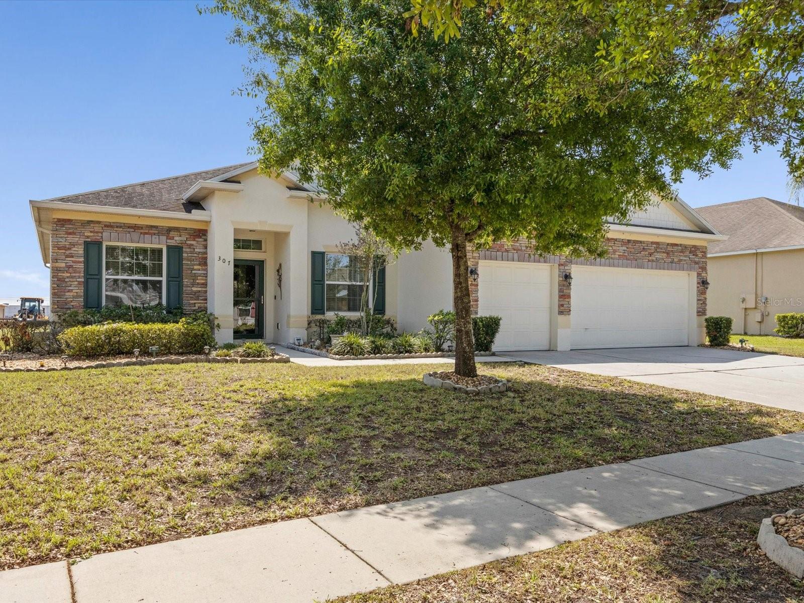 307 GLADESDALE ST, HAINES CITY, FL — photo 42