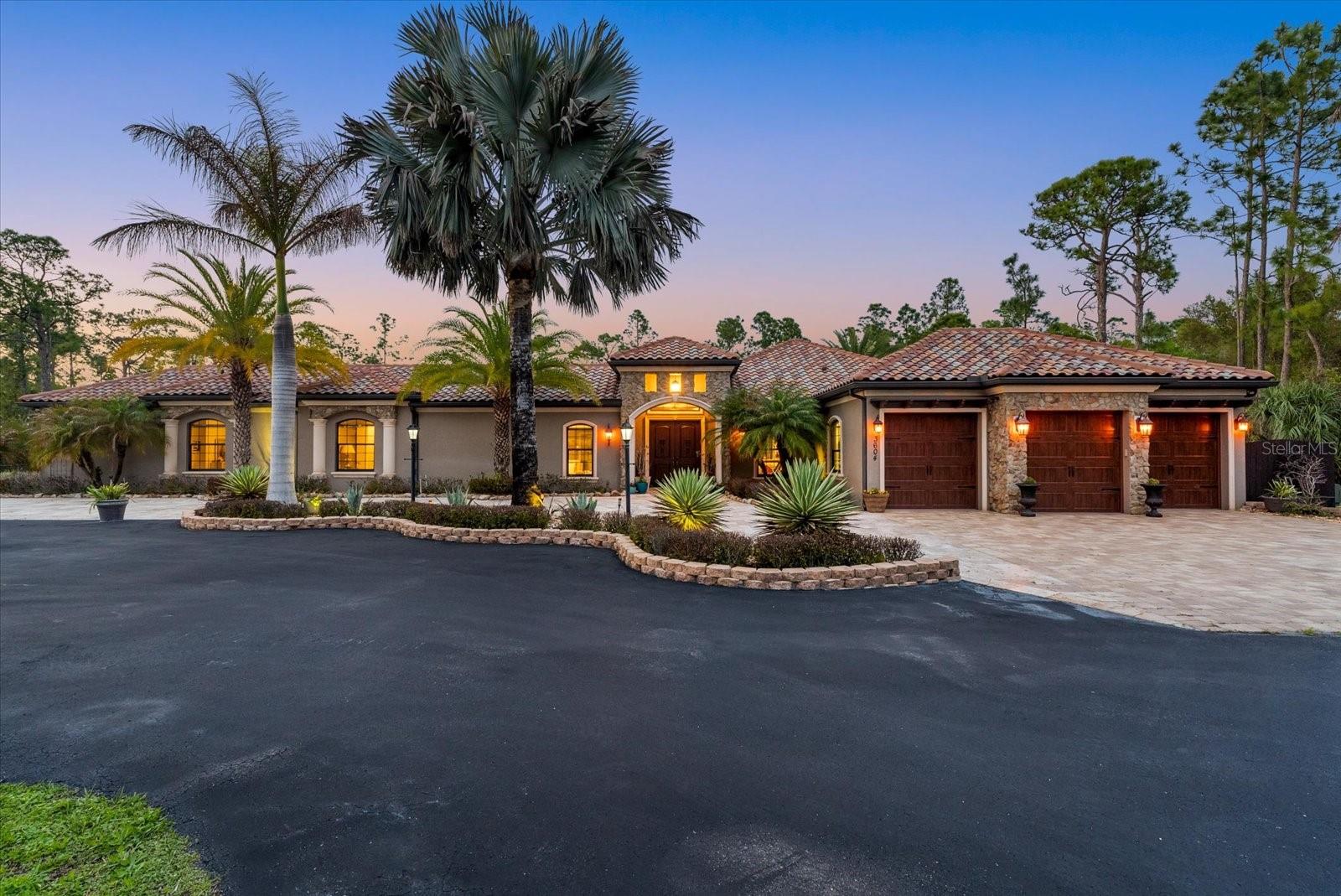 3604 TROPICAIRE BLVD, NORTH PORT, FL