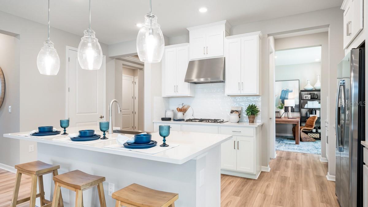 12747 DOCKYARD TRL, PALMETTO, FL — photo 2