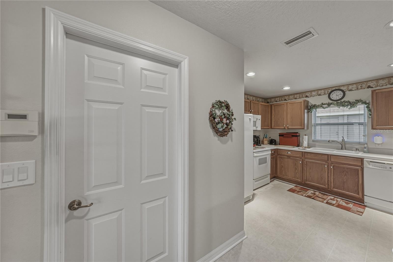 4201 BERWICK DR, LAKE WALES, FL — photo 9