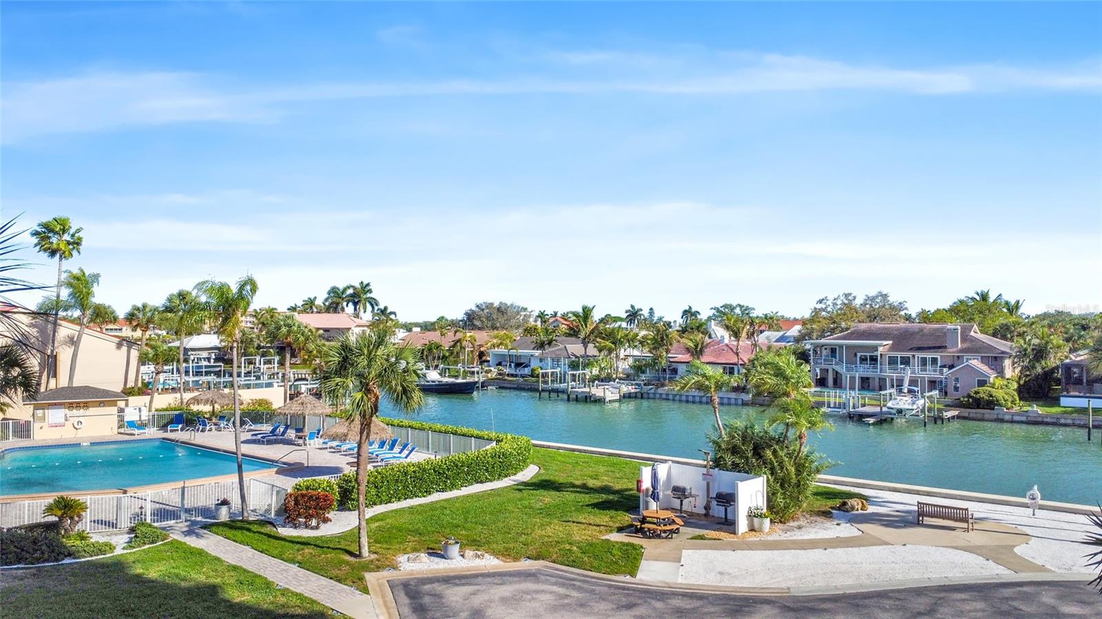 4900 BRITTANY DR S #301, ST PETERSBURG, FL