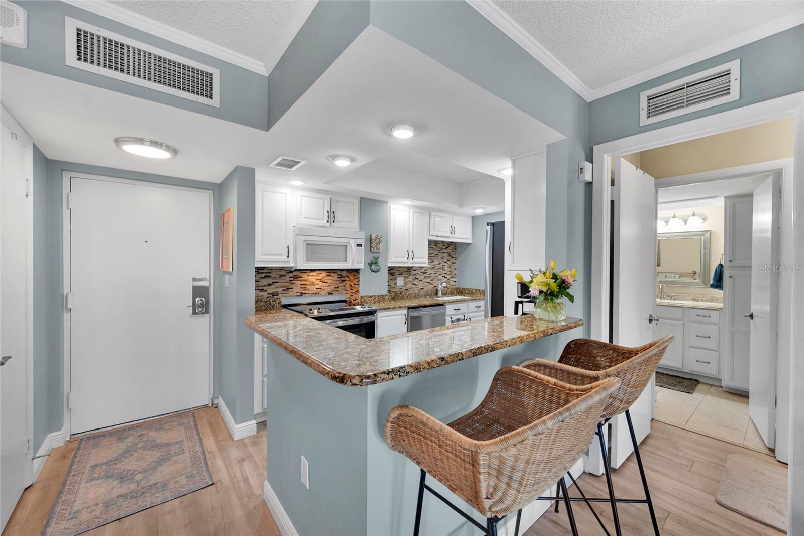 4900 BRITTANY DR S #301, ST PETERSBURG, FL — photo 6