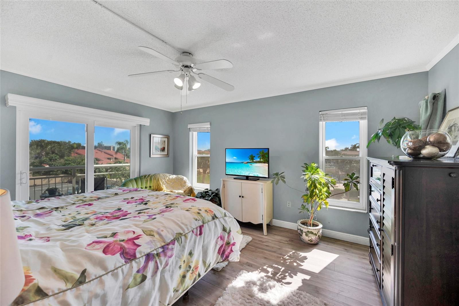 4900 BRITTANY DR S #301, ST PETERSBURG, FL — photo 13