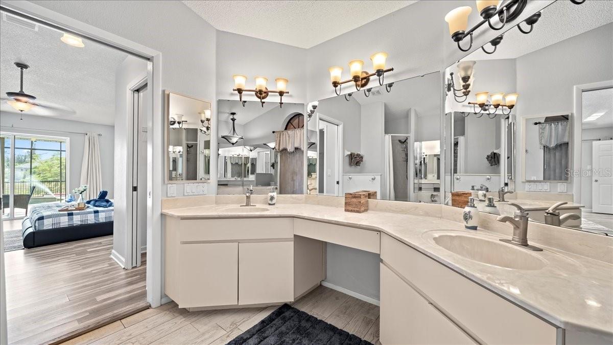 11195 SEABREEZE AVE, PORT CHARLOTTE, FL — photo 12