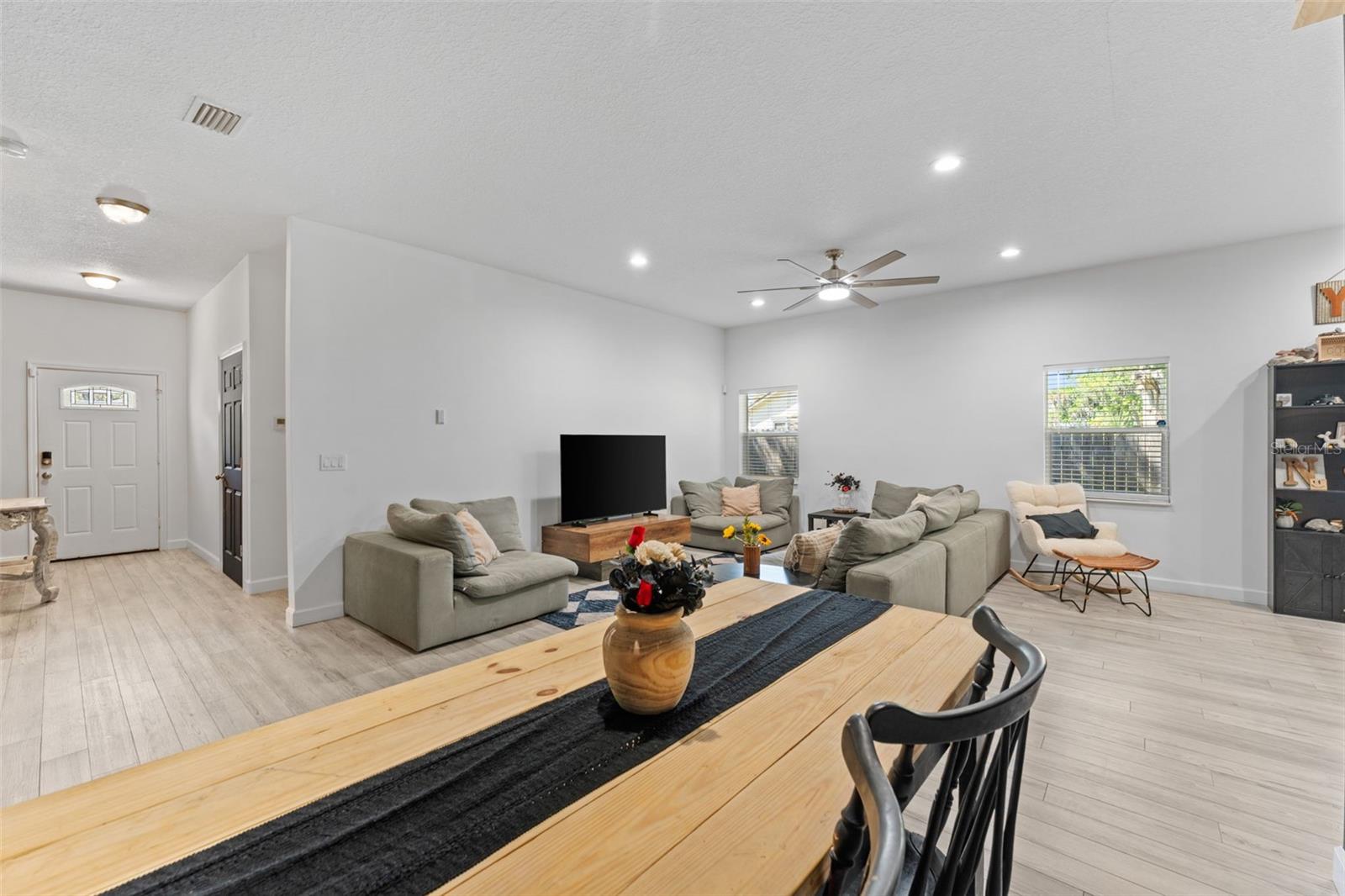 637 HOLMES AVE, DAYTONA BEACH, FL — photo 6