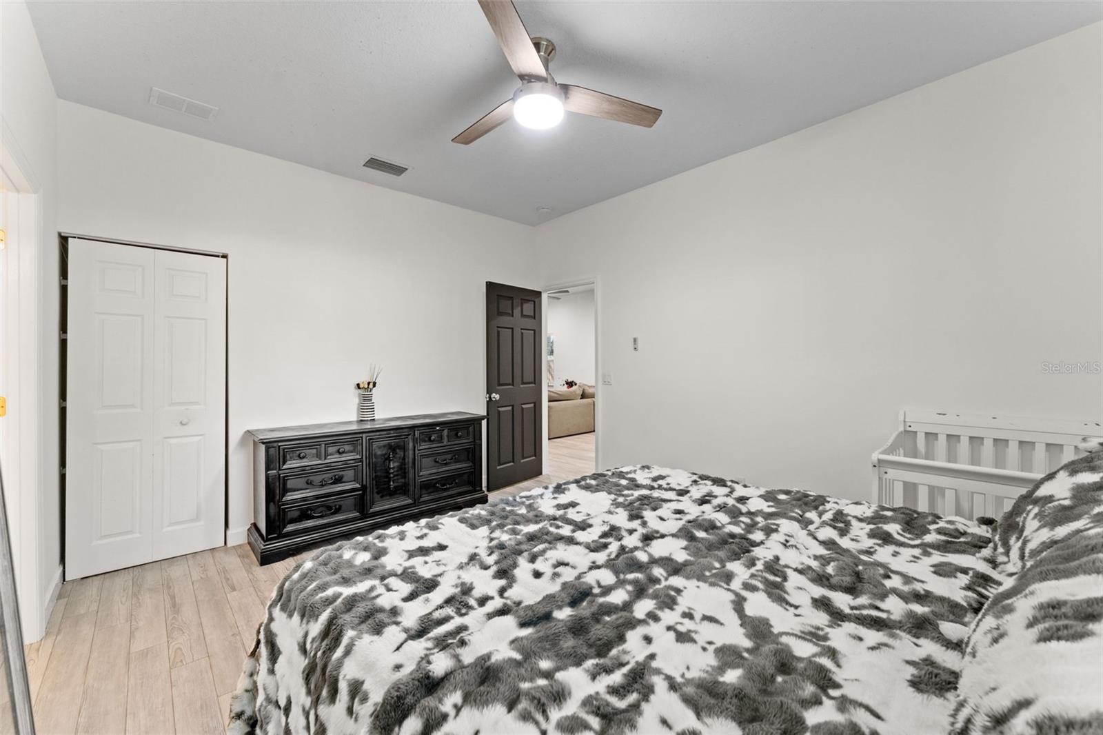 637 HOLMES AVE, DAYTONA BEACH, FL — photo 16
