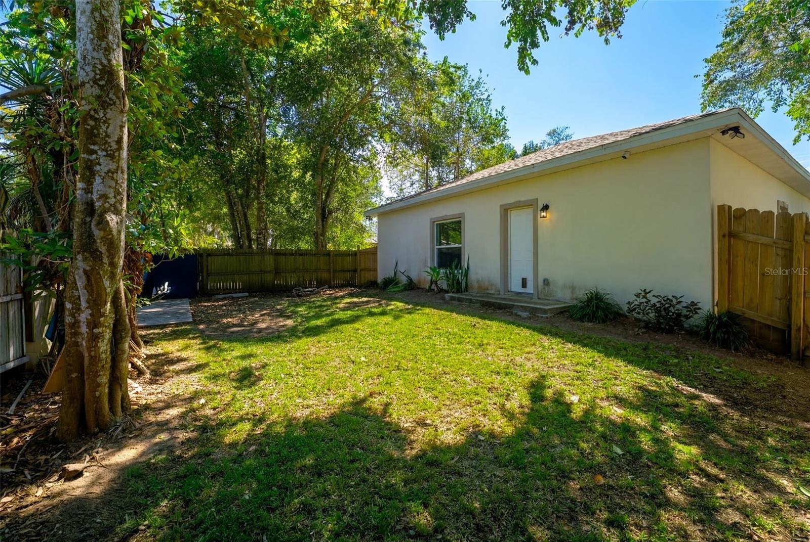 637 HOLMES AVE, DAYTONA BEACH, FL — photo 25