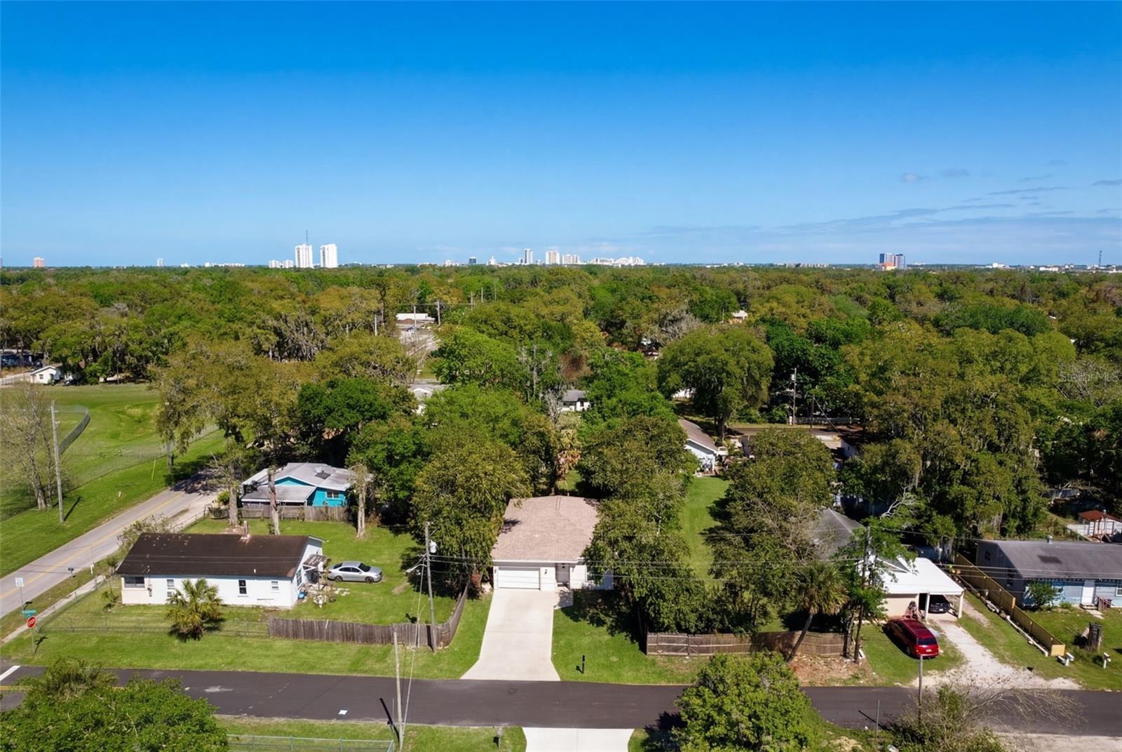 637 HOLMES AVE, DAYTONA BEACH, FL — photo 29
