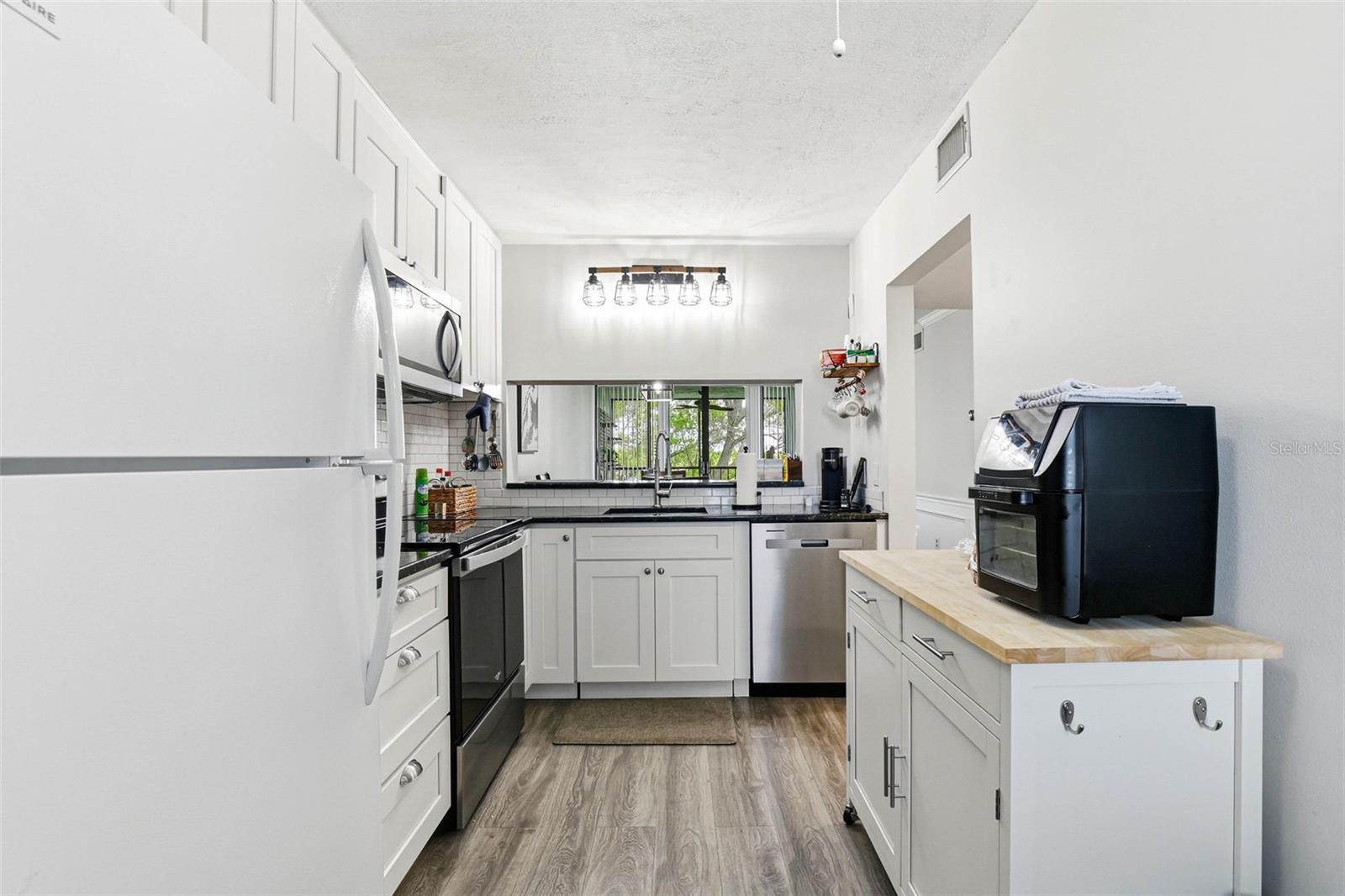 2424 W TAMPA BAY BLVD #M404, TAMPA, FL — photo 13
