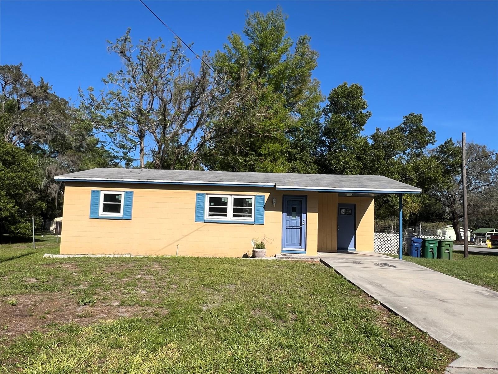 1602 E ANNONA AVE, TAMPA, FL — photo 2