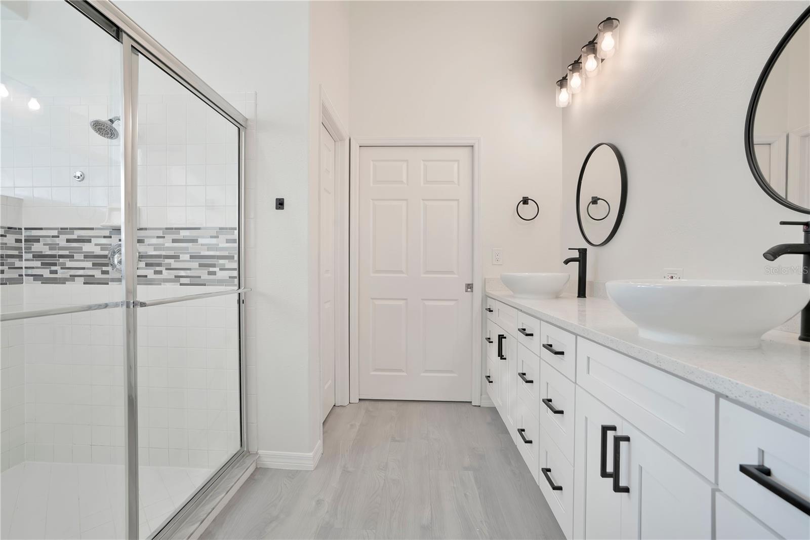 8533 GATEWAY CT, ENGLEWOOD, FL — photo 19