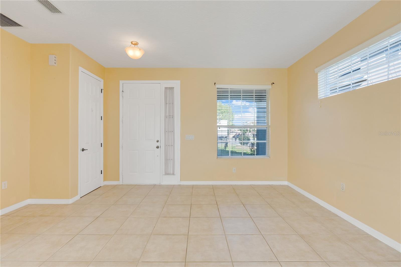 413 SPLIT OAK CT, EUSTIS, FL — photo 17