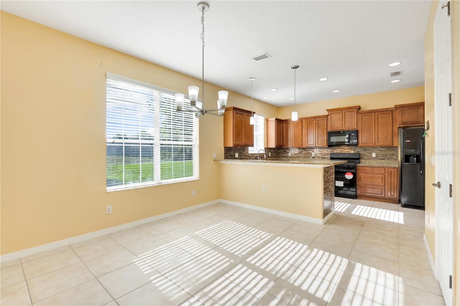 413 SPLIT OAK CT, EUSTIS, FL — photo 28