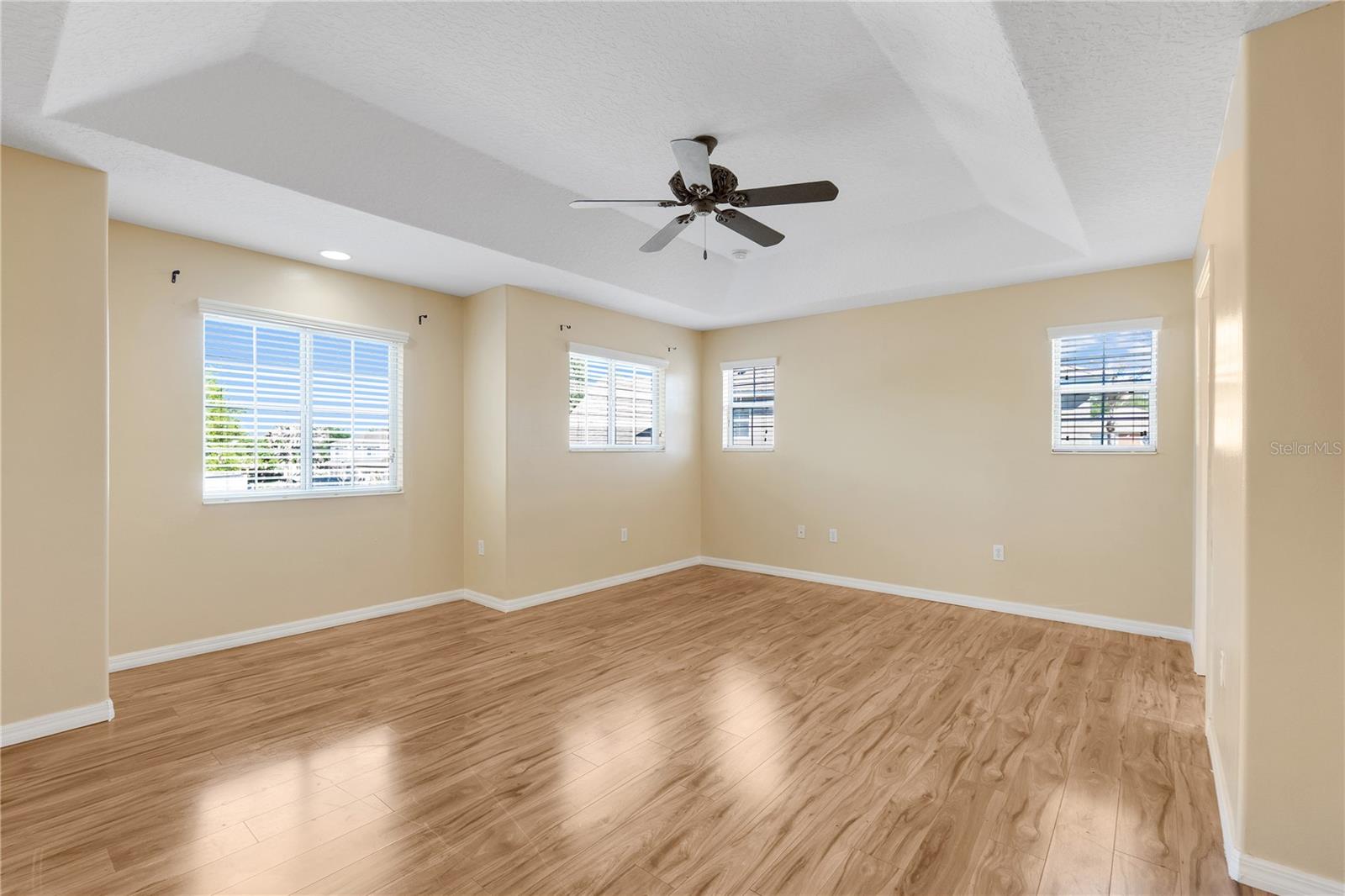 413 SPLIT OAK CT, EUSTIS, FL — photo 44
