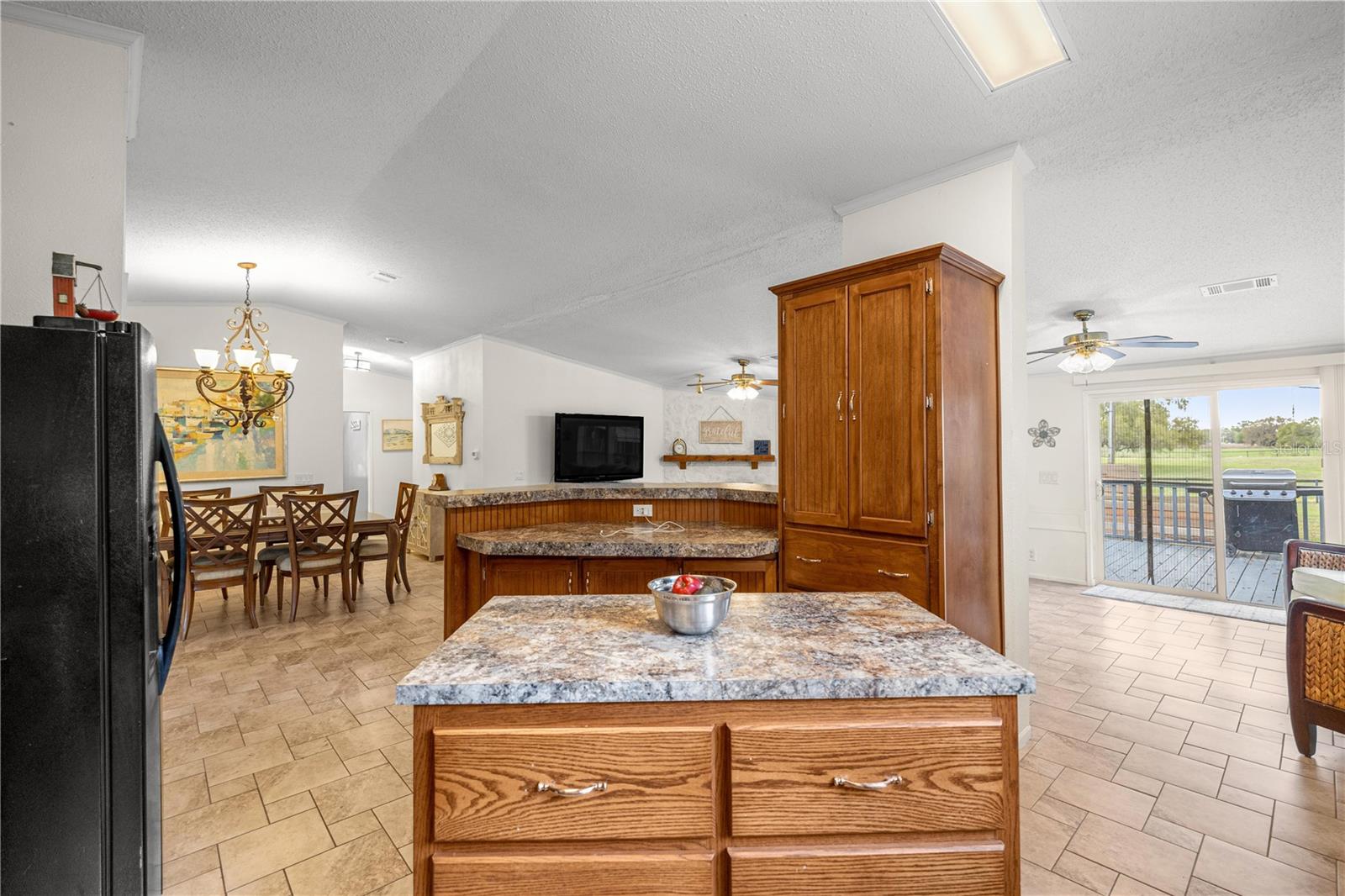 18850 SE 12TH LN, WILLISTON, FL — photo 11