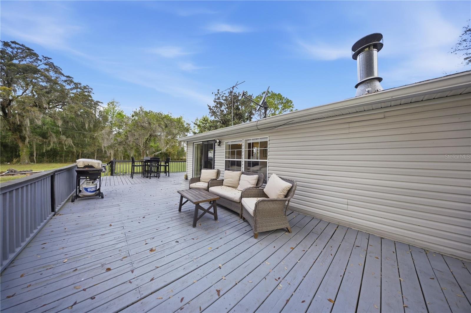 18850 SE 12TH LN, WILLISTON, FL — photo 26