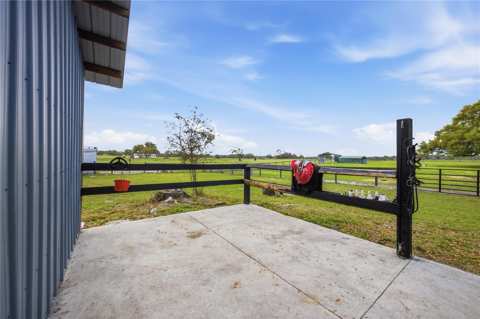 18850 SE 12TH LN, WILLISTON, FL — photo 37