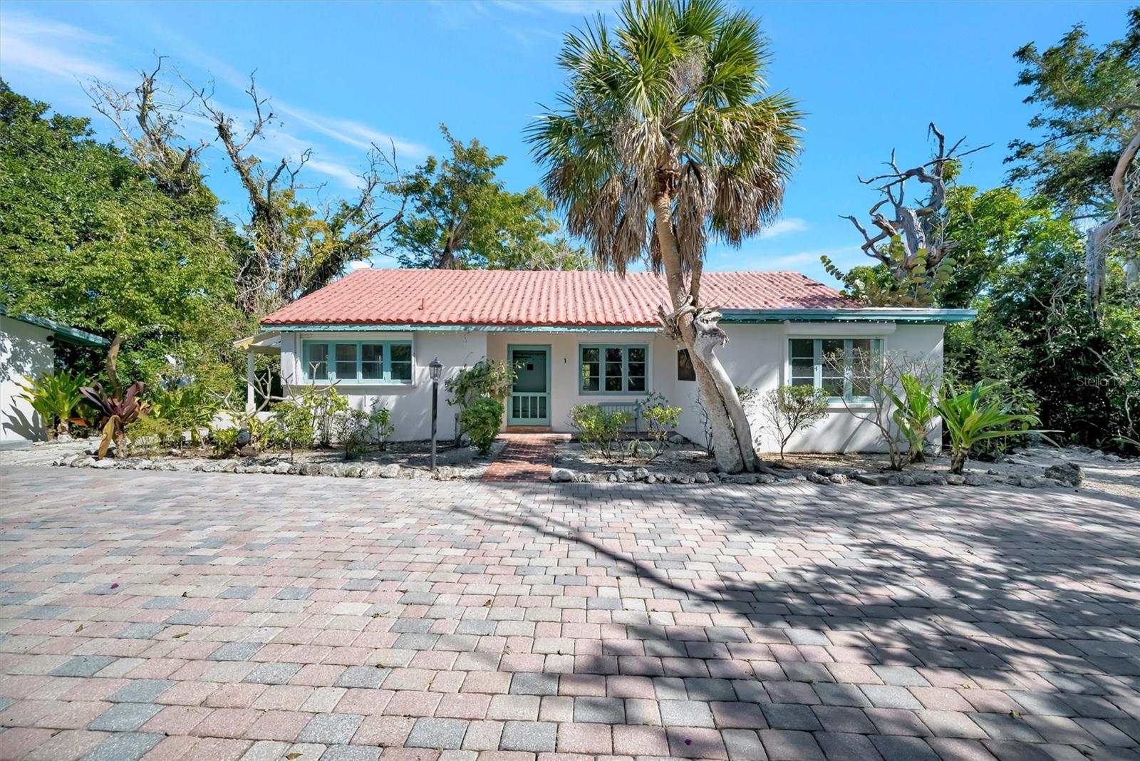 4237 HIGEL AVE, SARASOTA, FL