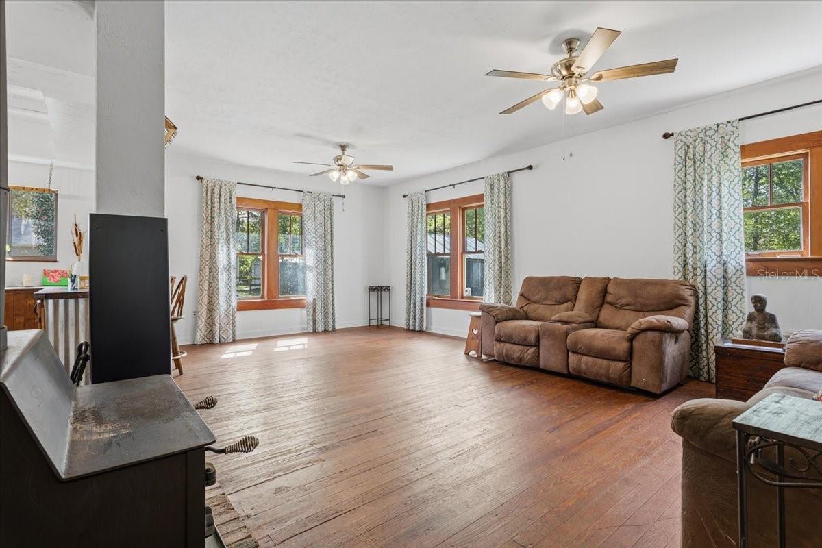 18708 NW 242ND ST, HIGH SPRINGS, FL — photo 13
