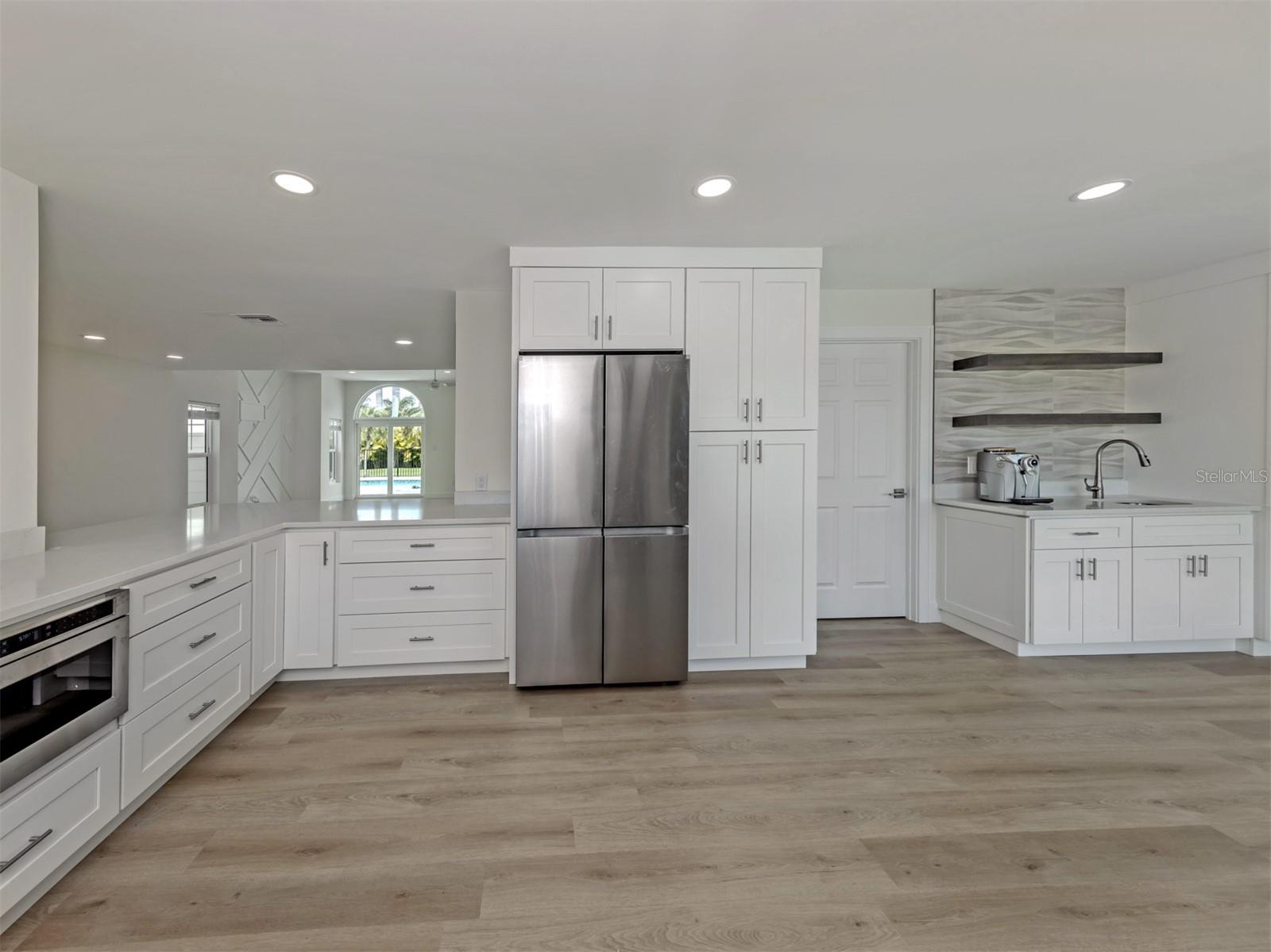 212 SUNRISE DR, NOKOMIS, FL — photo 4