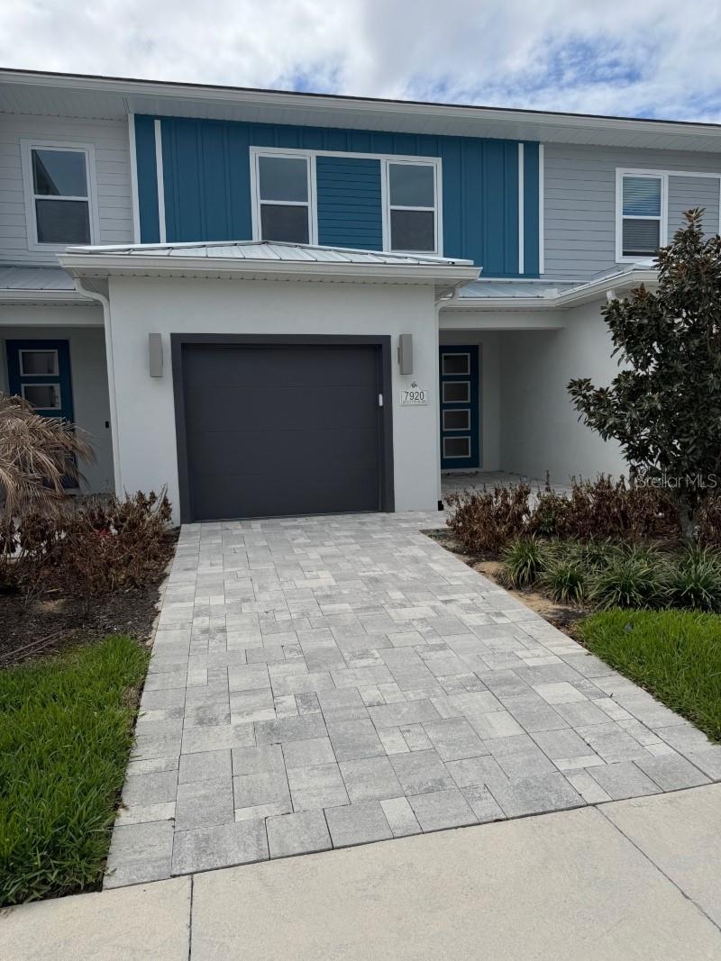 7920 SPECTRUM DR, KISSIMMEE, FL