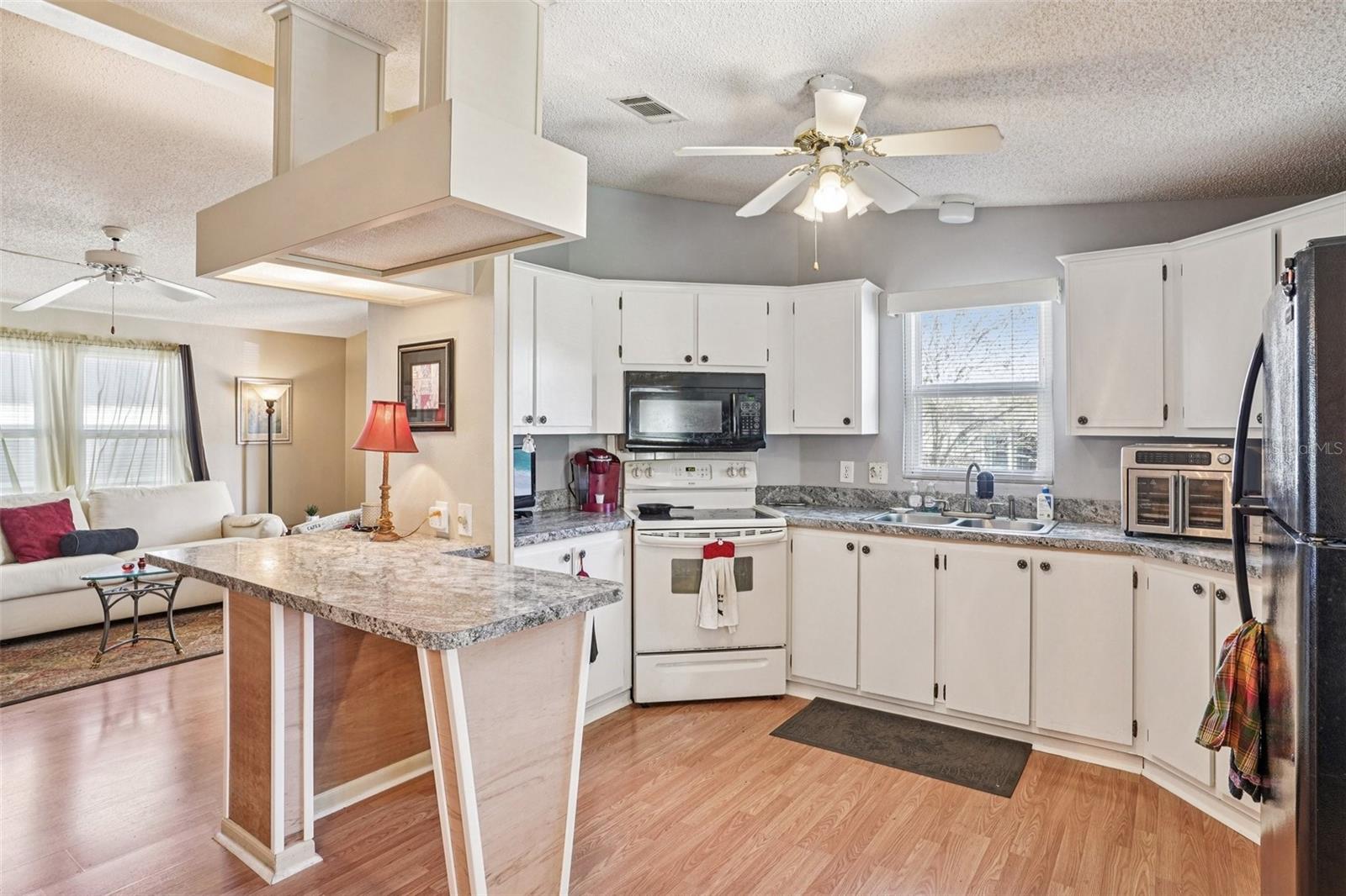 510 BONITA DR, LADY LAKE, FL — photo 30