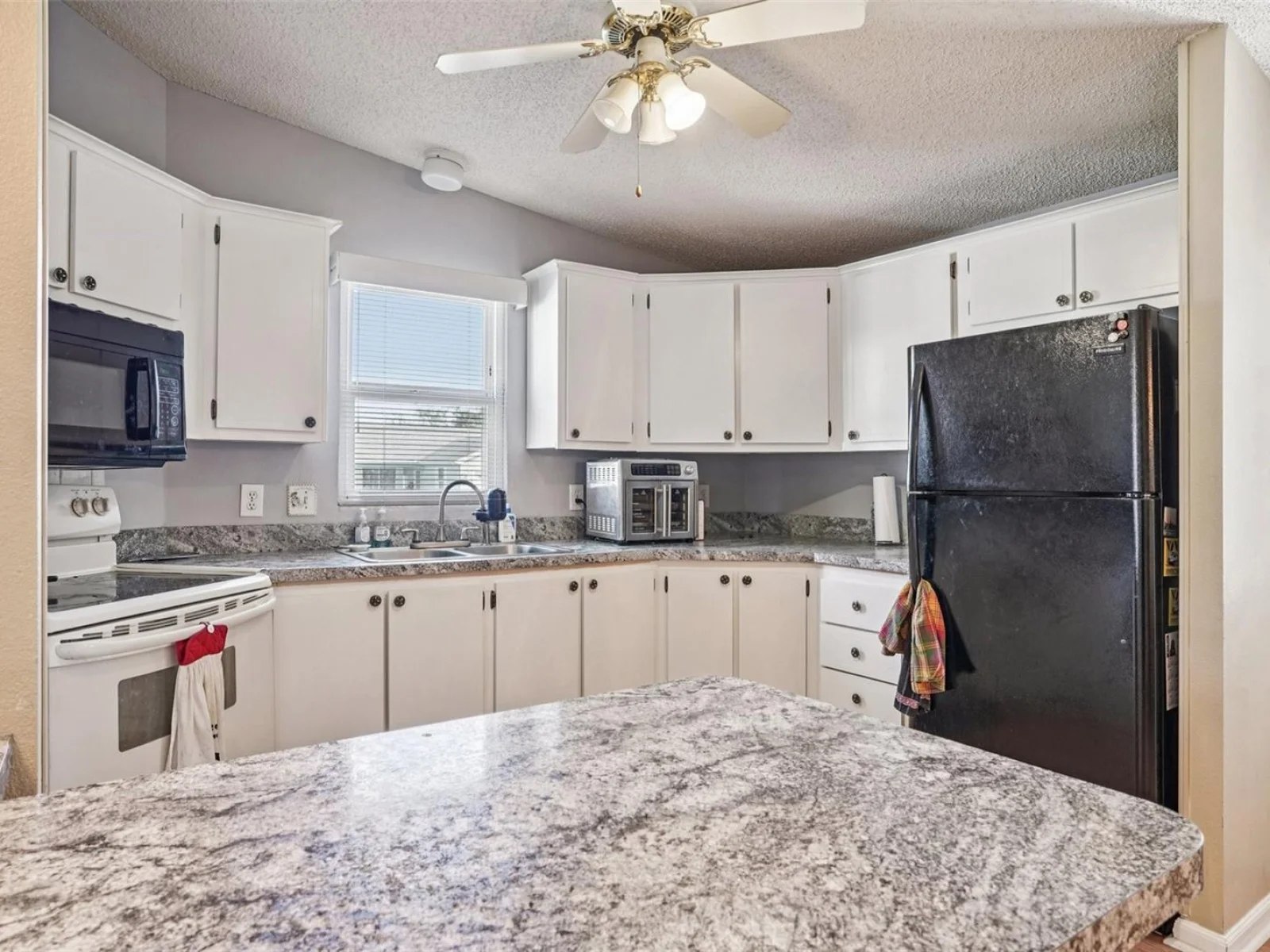 510 BONITA DR, LADY LAKE, FL — photo 32