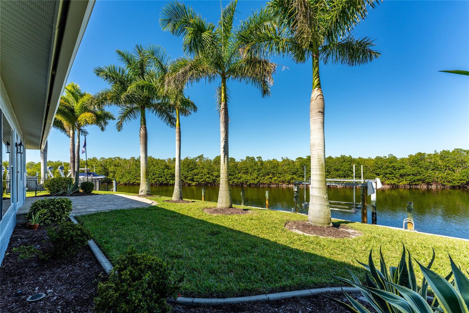3310 TRIPOLI BLVD, PUNTA GORDA, FL — photo 31