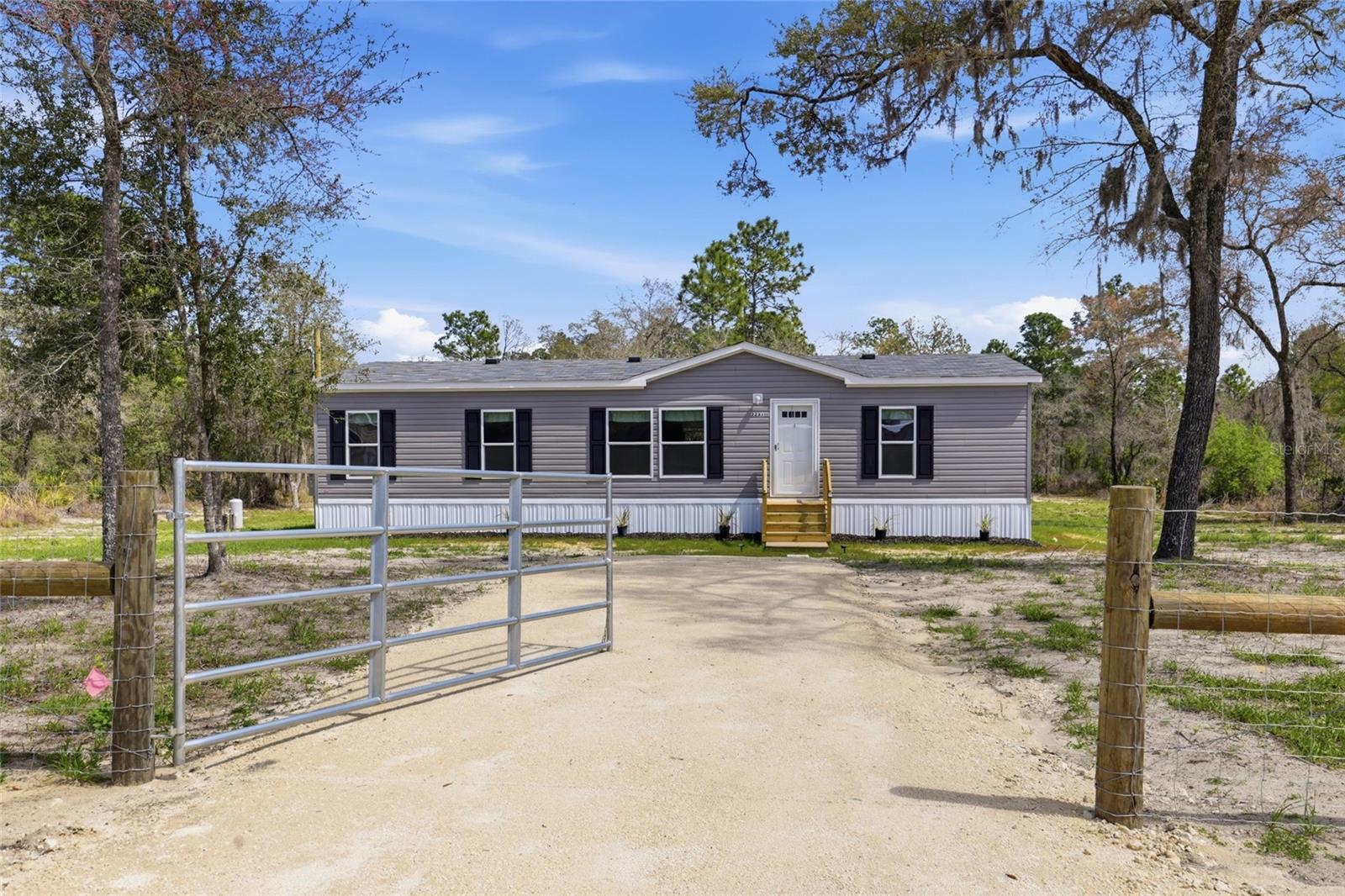 2231 SE 132ND CT, MORRISTON, FL