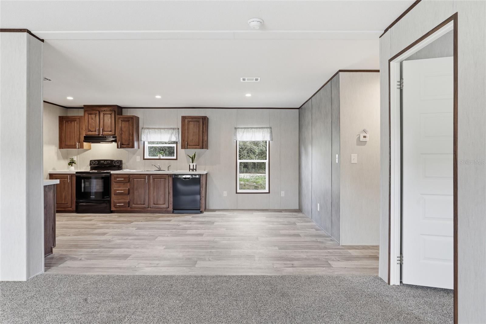 2231 SE 132ND CT, MORRISTON, FL — photo 10