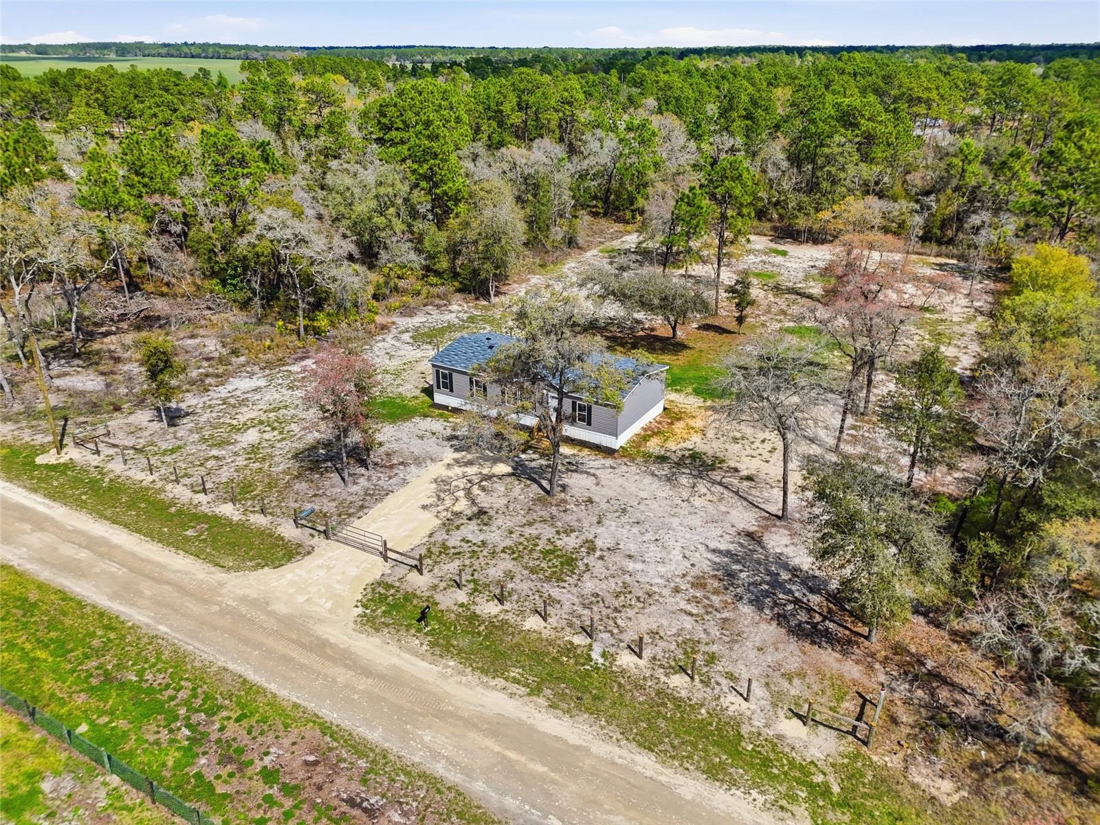 2231 SE 132ND CT, MORRISTON, FL — photo 39