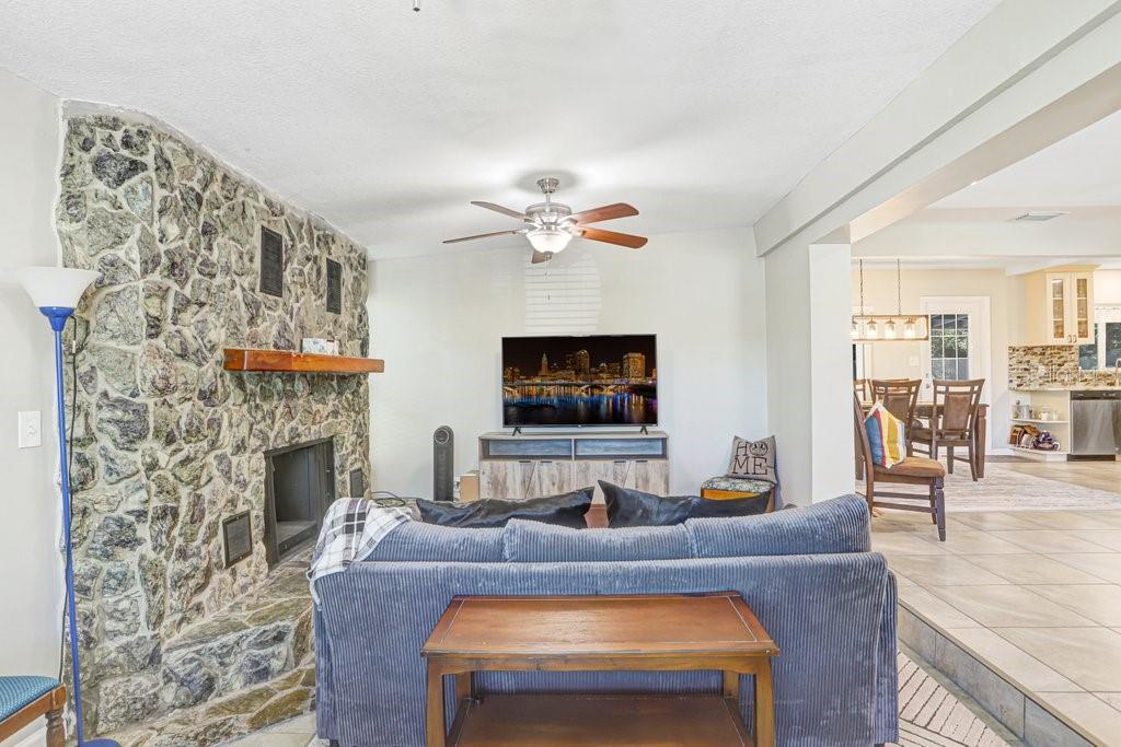 6703 N RIVER BLVD, TAMPA, FL — photo 12