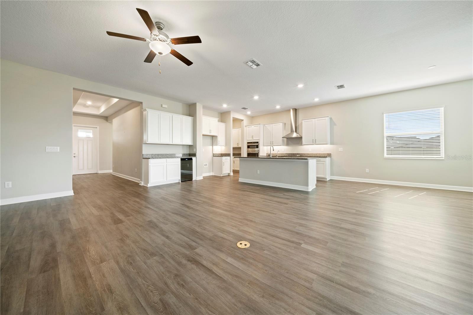 31875 MAGNA GULF LOOP, SAN ANTONIO, FL — photo 27