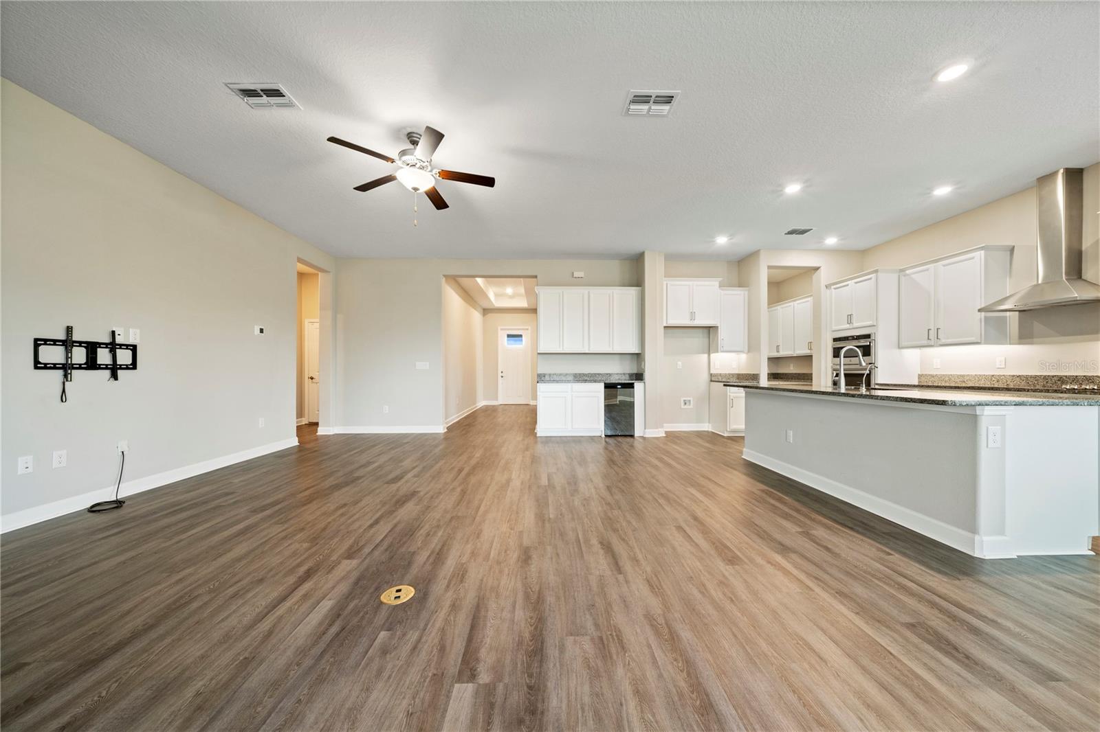 31875 MAGNA GULF LOOP, SAN ANTONIO, FL — photo 28
