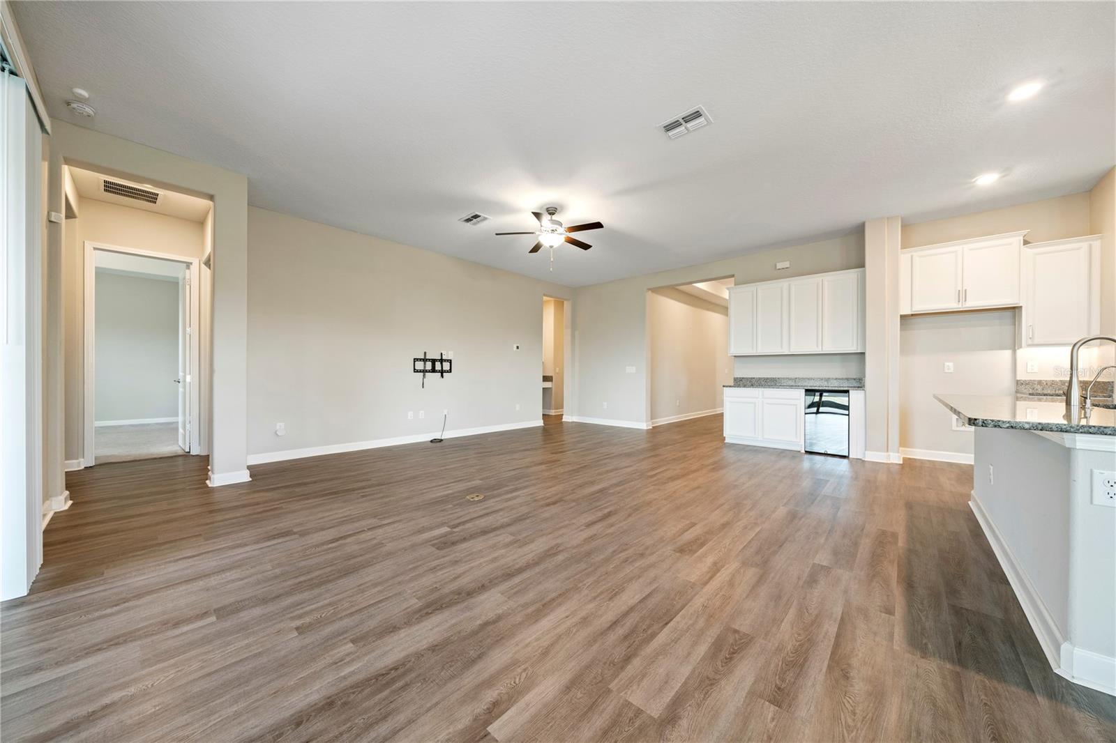 31875 MAGNA GULF LOOP, SAN ANTONIO, FL — photo 31